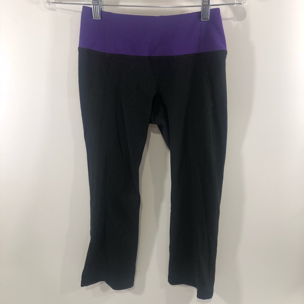Lululemon Black Purple Mid-Rise Capri Leggings